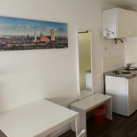 بيت ضيافة Boardinghouse Munchen-laim